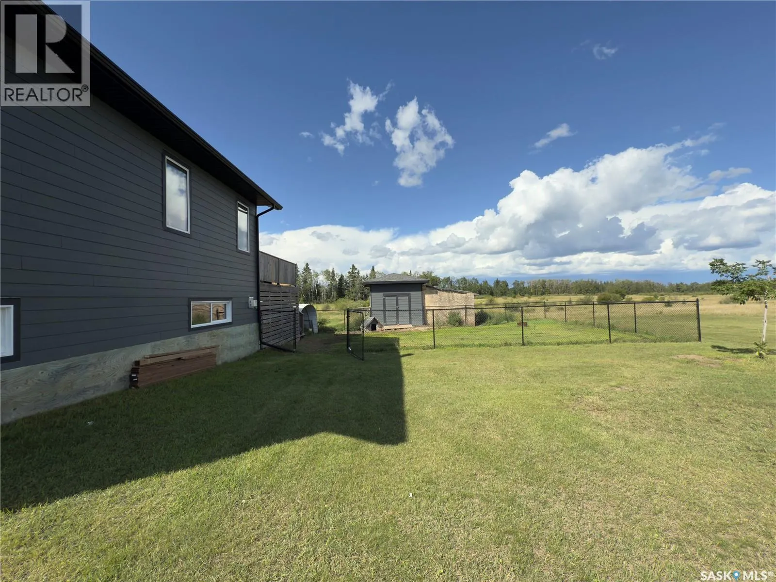 Acreage Road