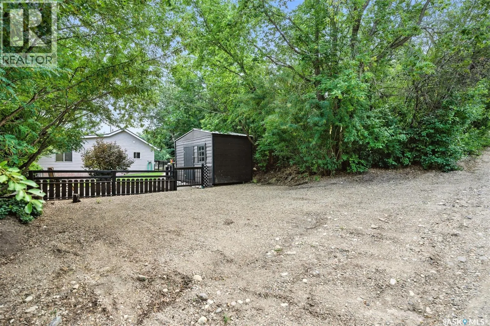 208 Albert STREET