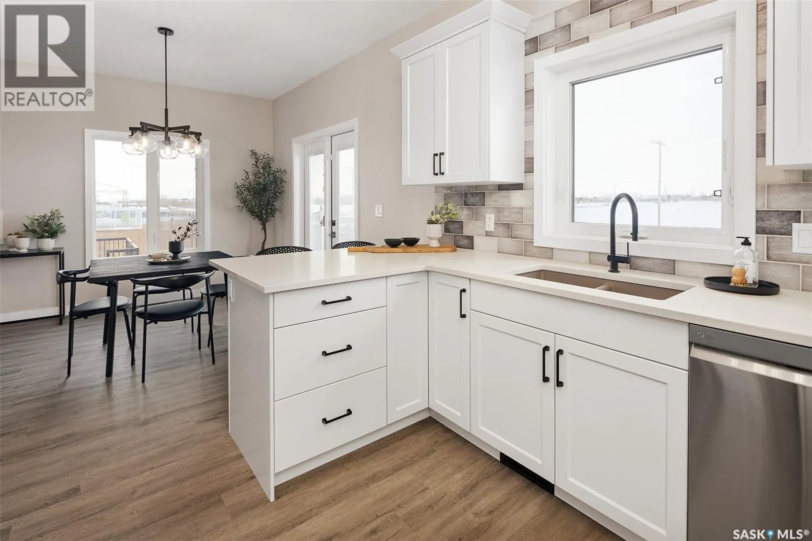 125 Beaudry CRESCENT