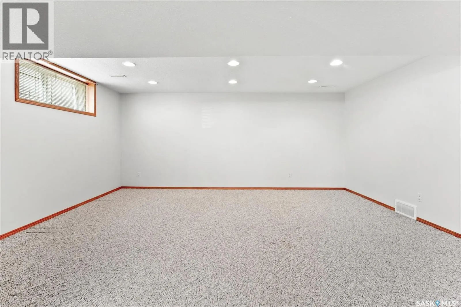 204 Burke PLACE