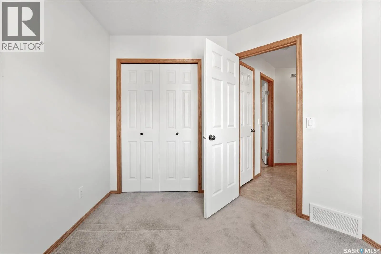 204 Burke PLACE