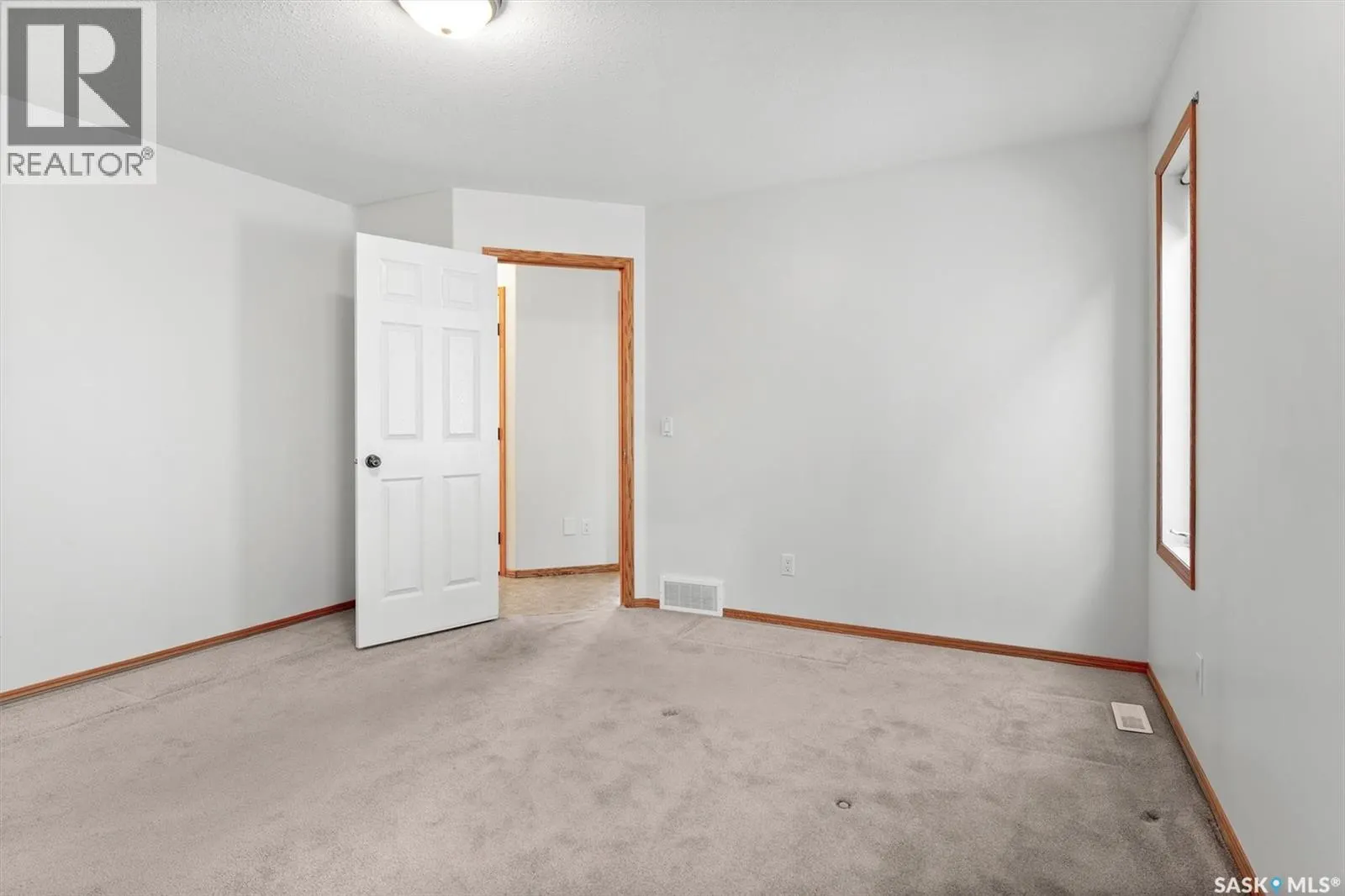 204 Burke PLACE