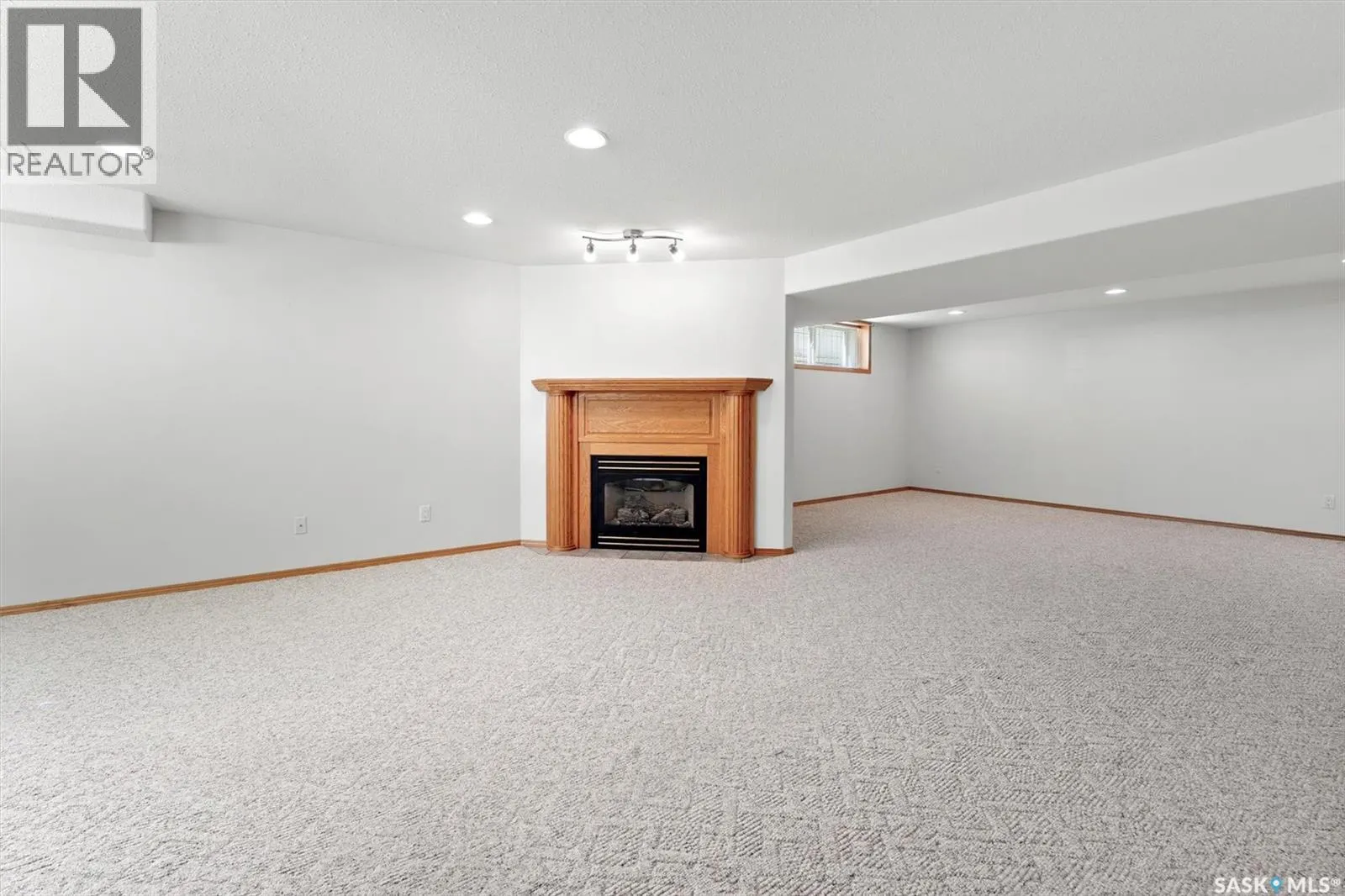 204 Burke PLACE