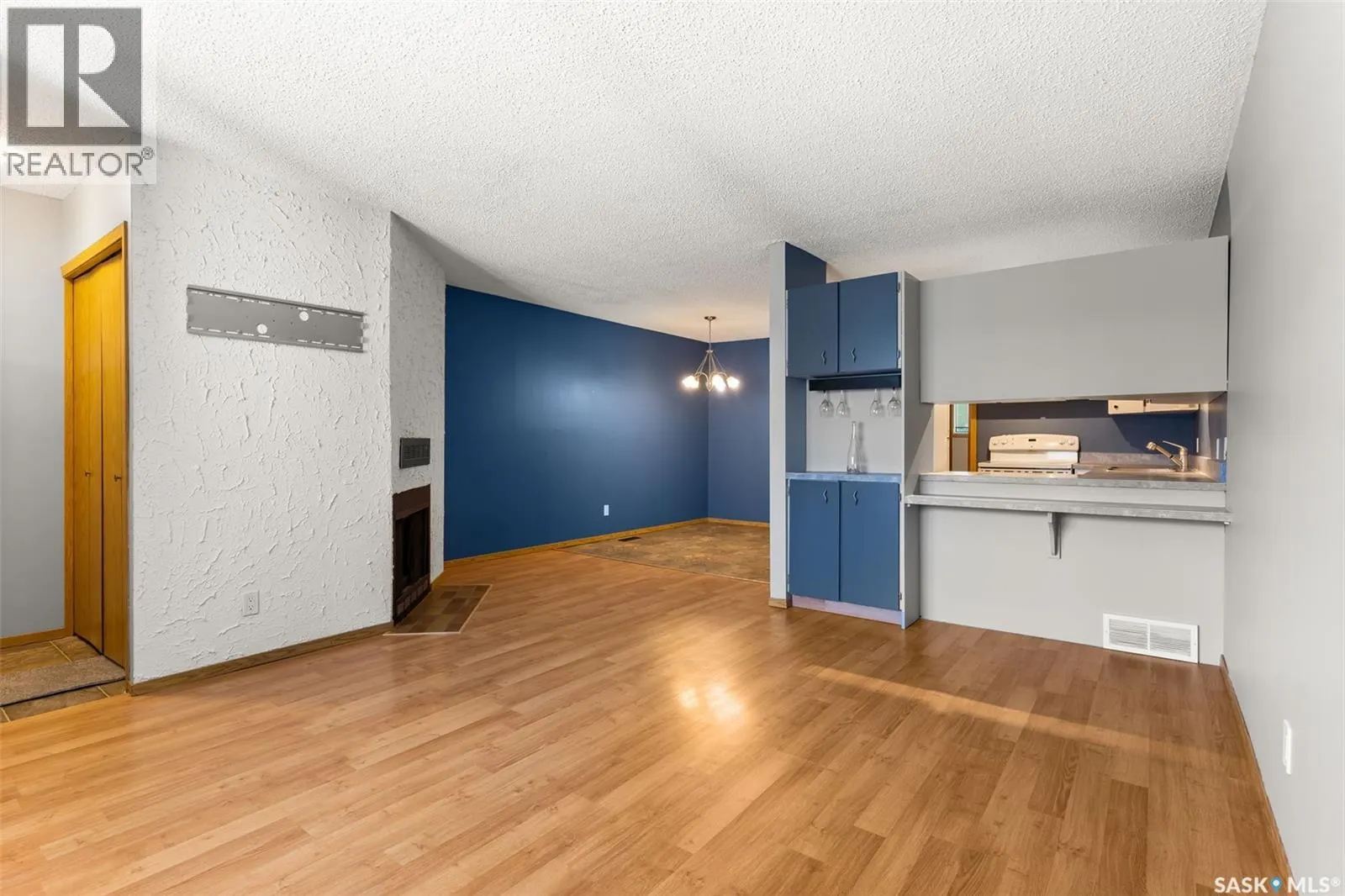 6952 Blakeney DRIVE