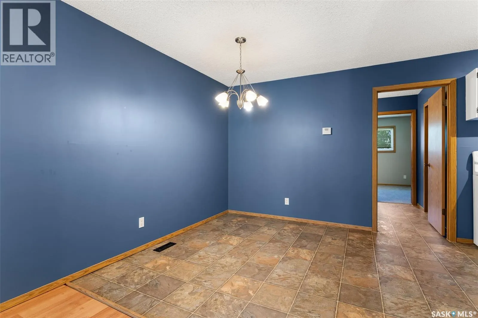 6952 Blakeney DRIVE