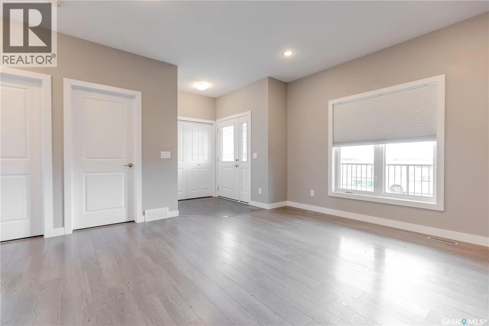 1433 Besnard DRIVE