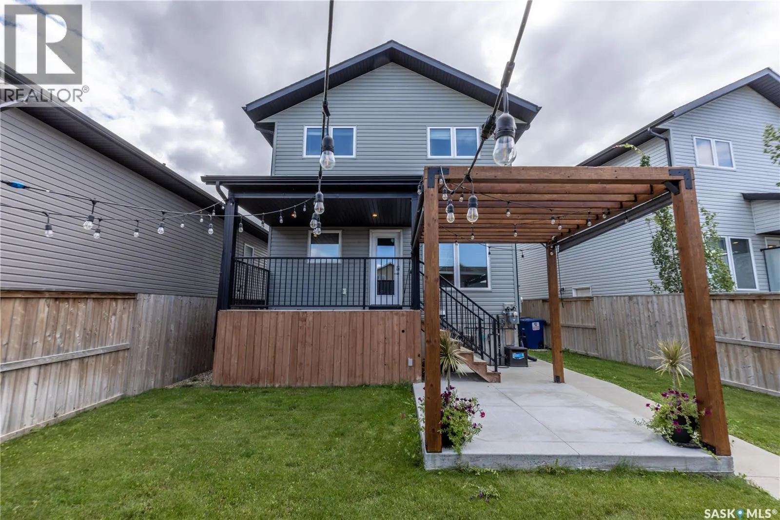 1433 Besnard DRIVE