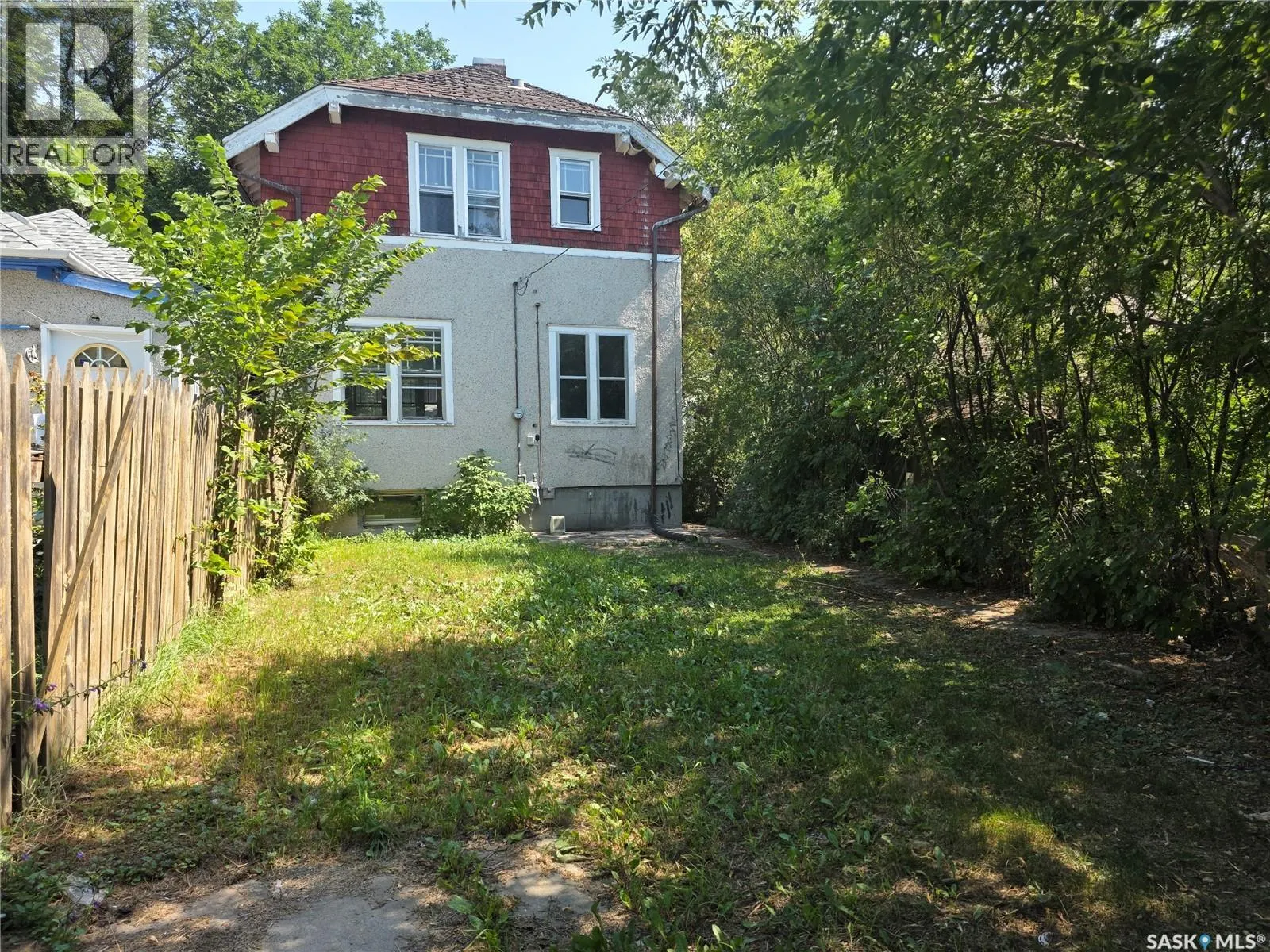 1256 Rae STREET