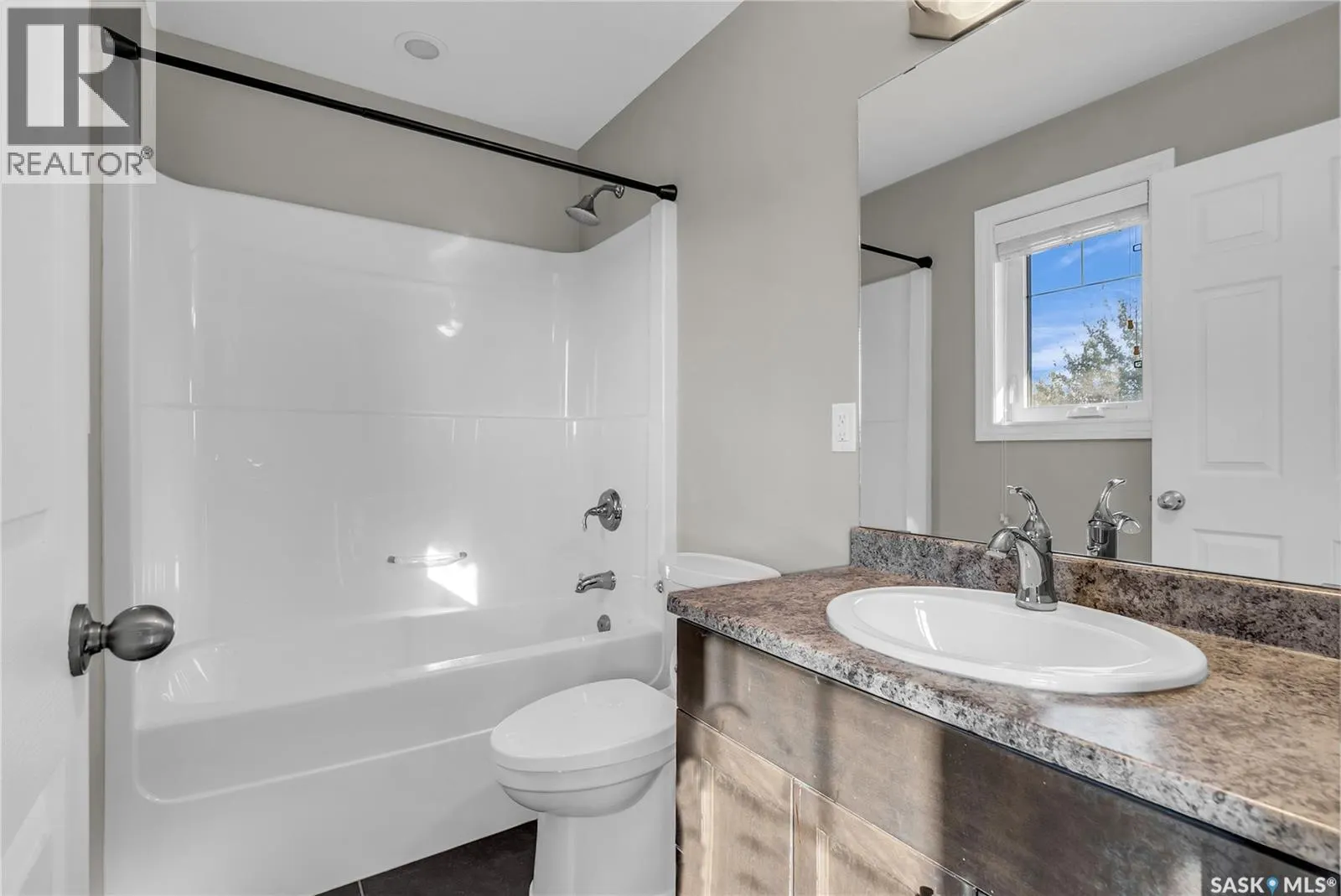 785 Rempel COVE
