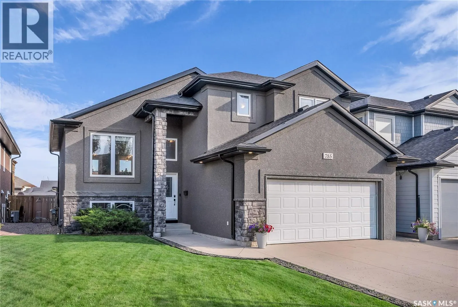 785 Rempel COVE