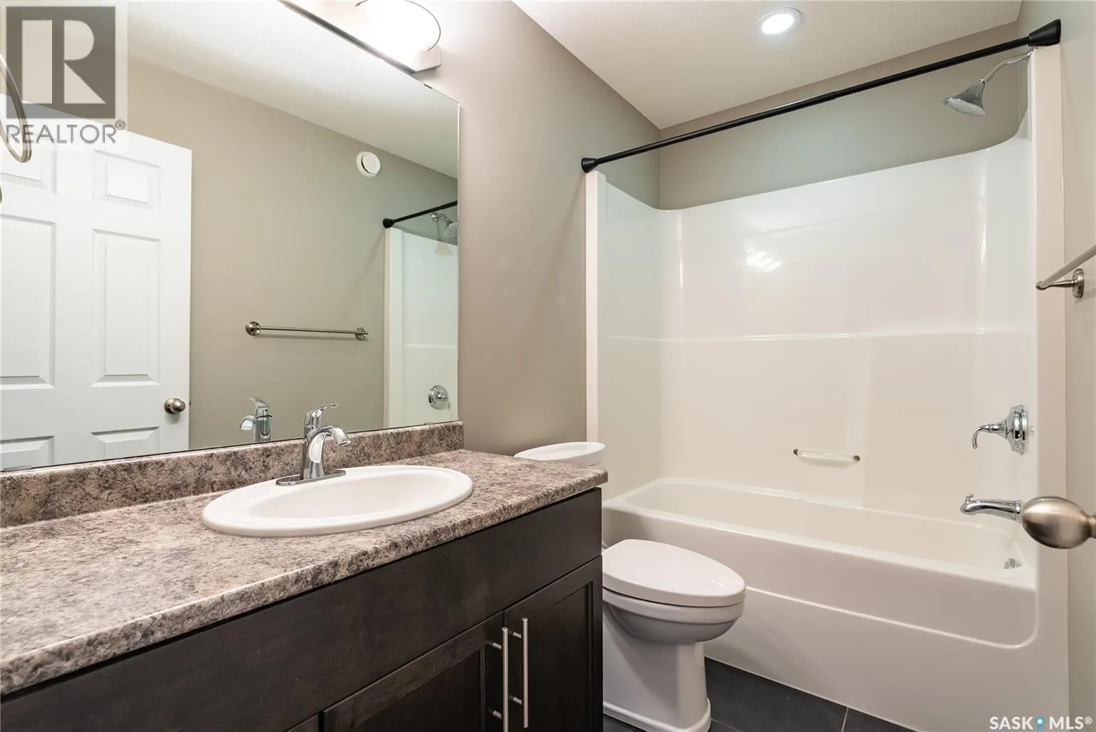 785 Rempel COVE