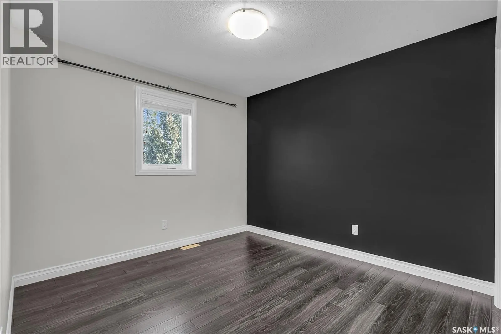 785 Rempel COVE