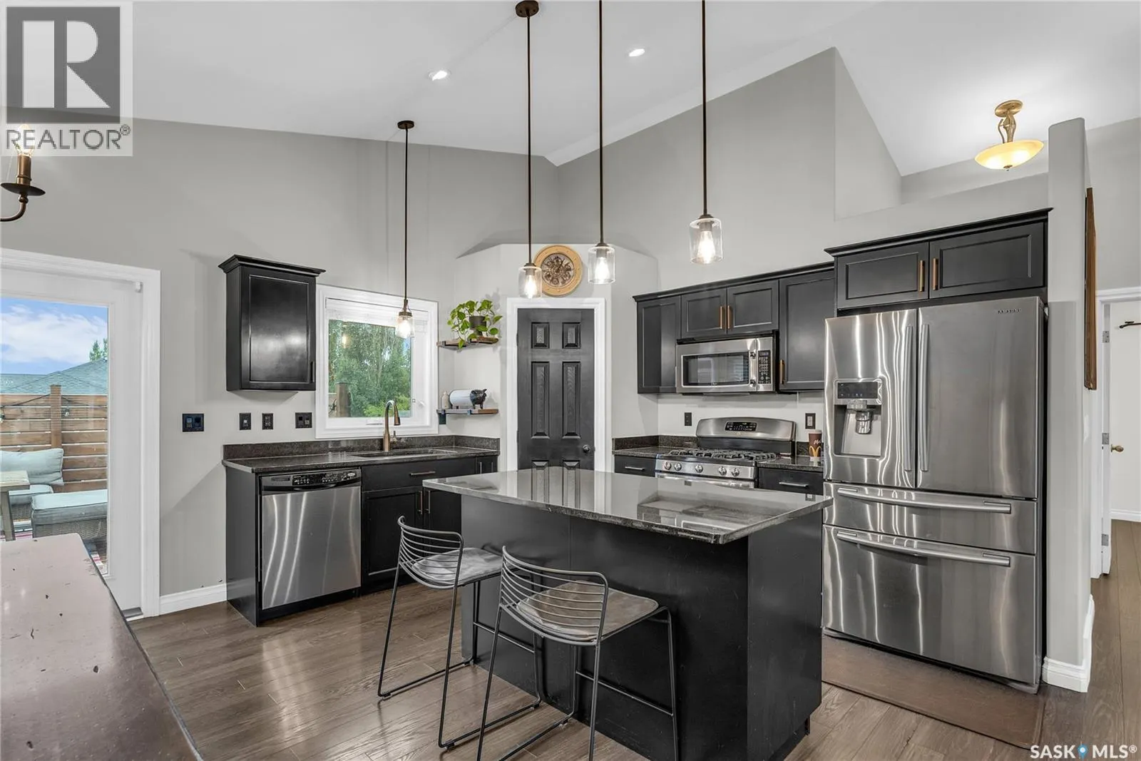 785 Rempel COVE