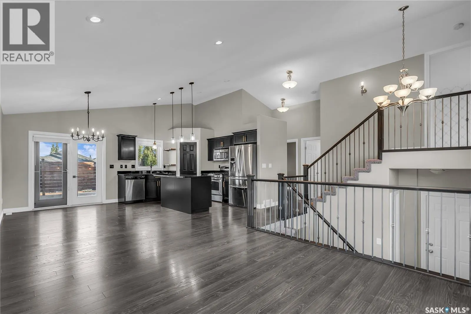 785 Rempel COVE