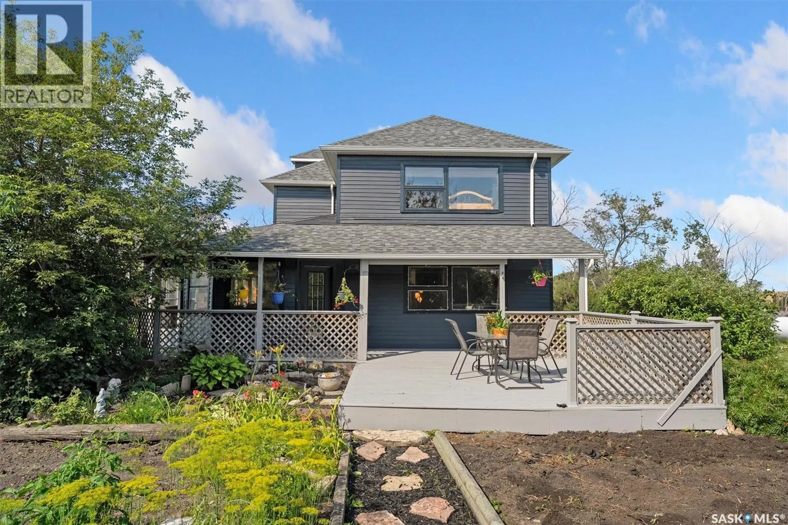 Waldner Acreage