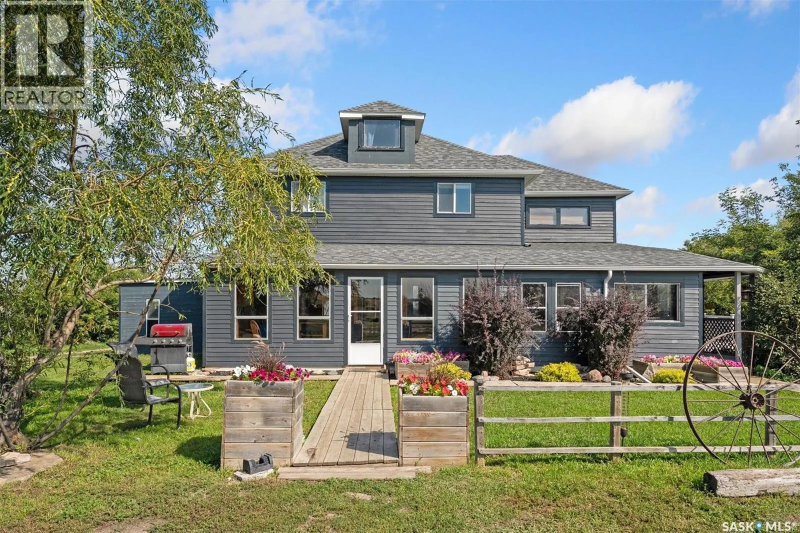 Waldner Acreage