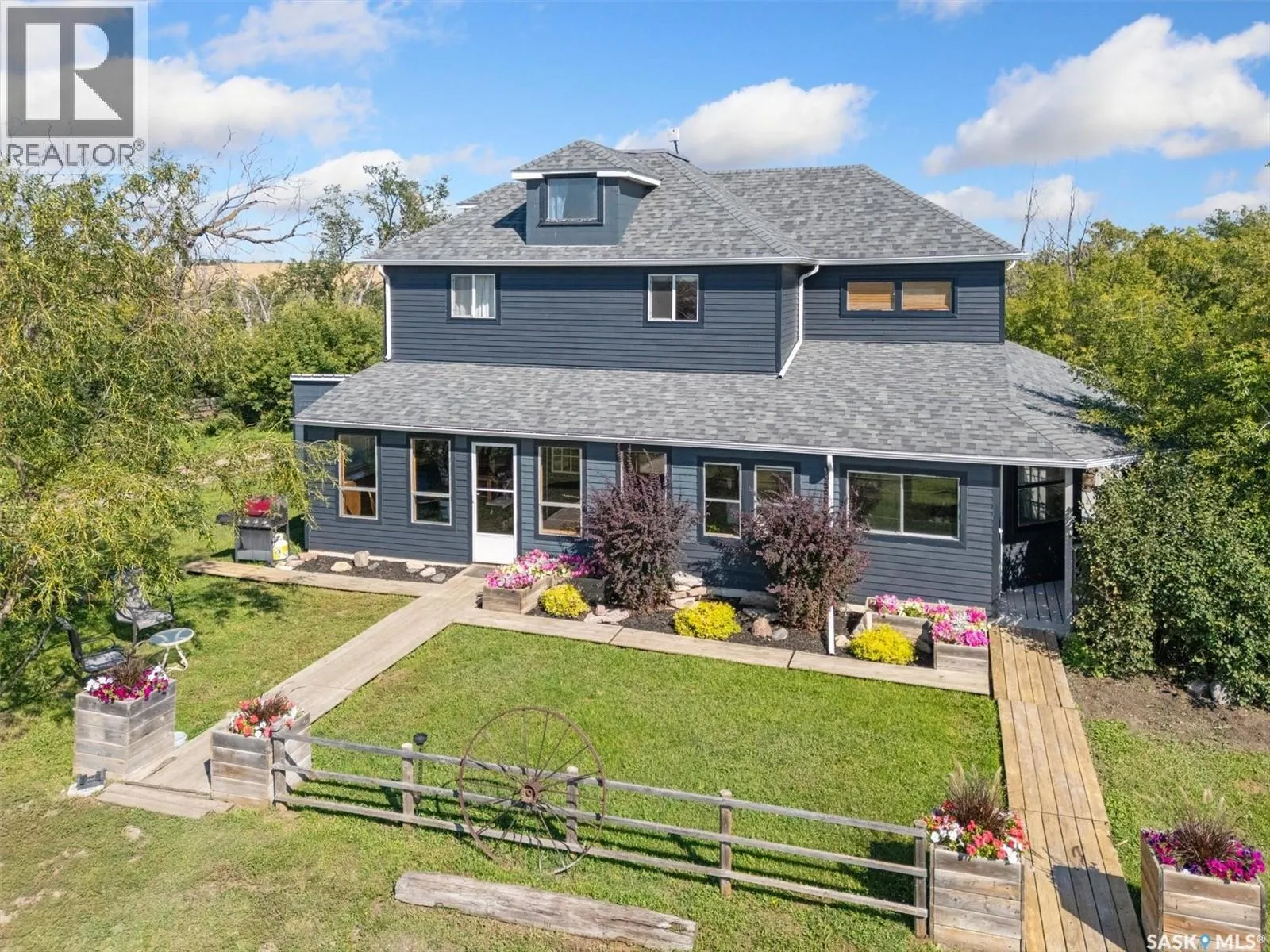 Waldner Acreage