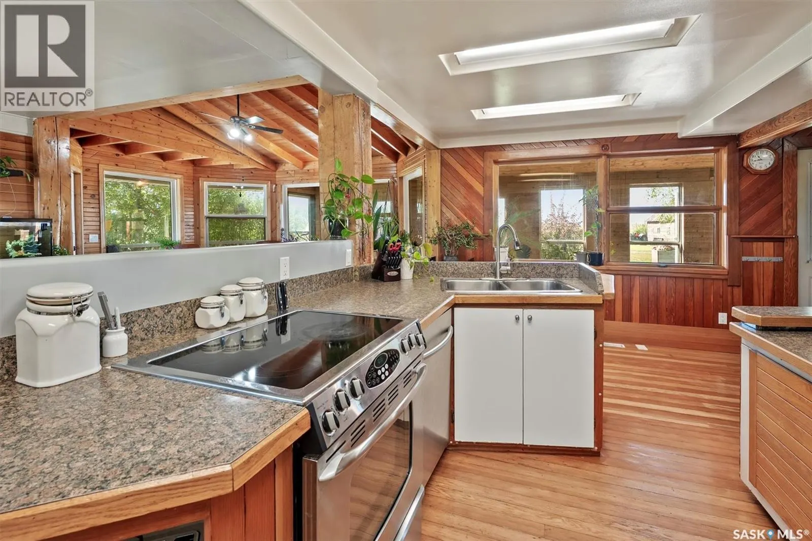Waldner Acreage