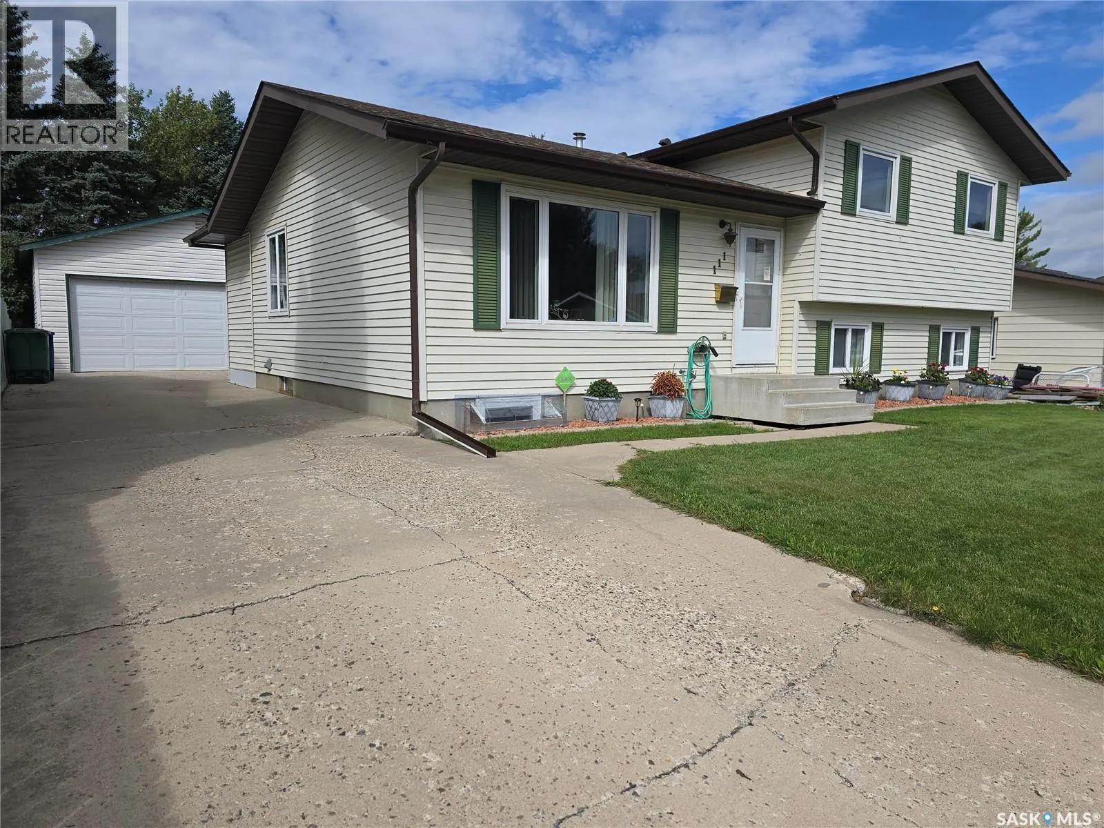 111 O'REGAN CRESCENT