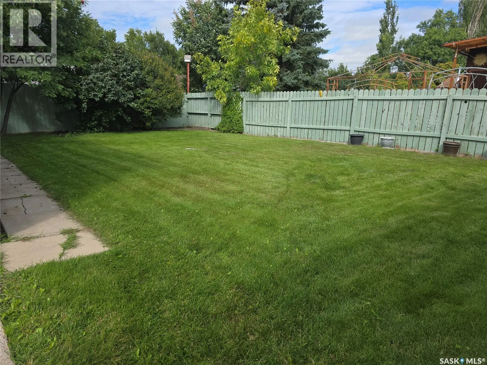 111 O'REGAN CRESCENT