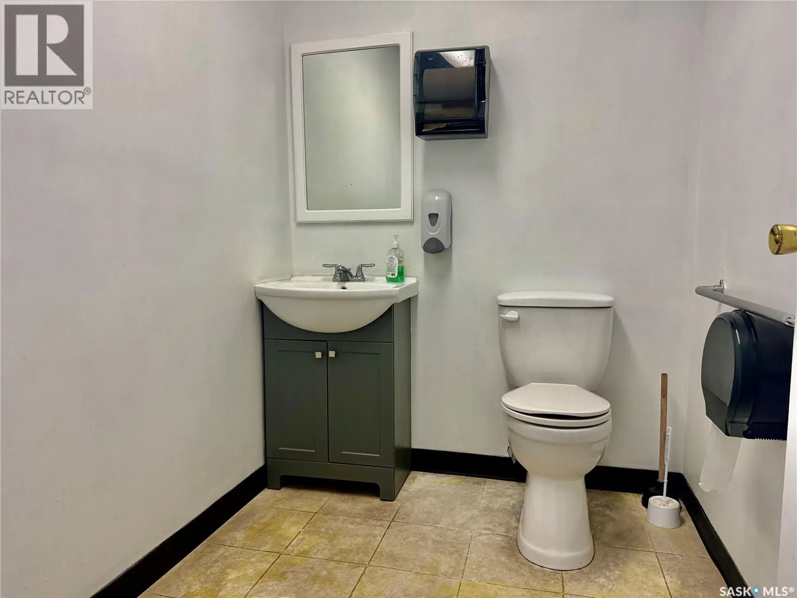 1307 D/1309 A & B 8th AVENUE