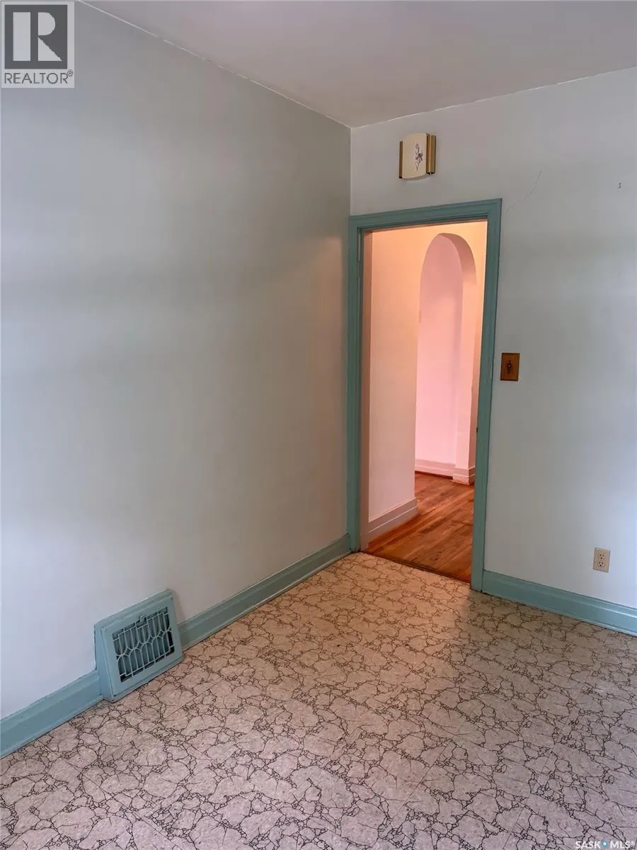1039 Main STREET