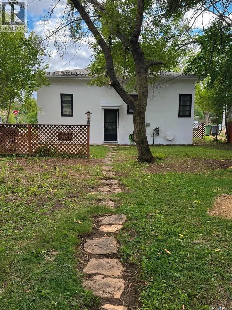 1039 Main STREET
