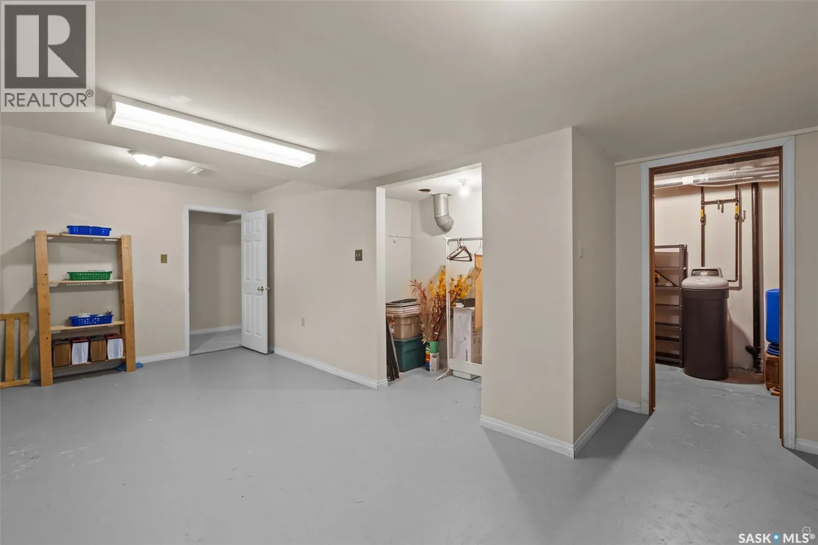 461 Birch PLACE