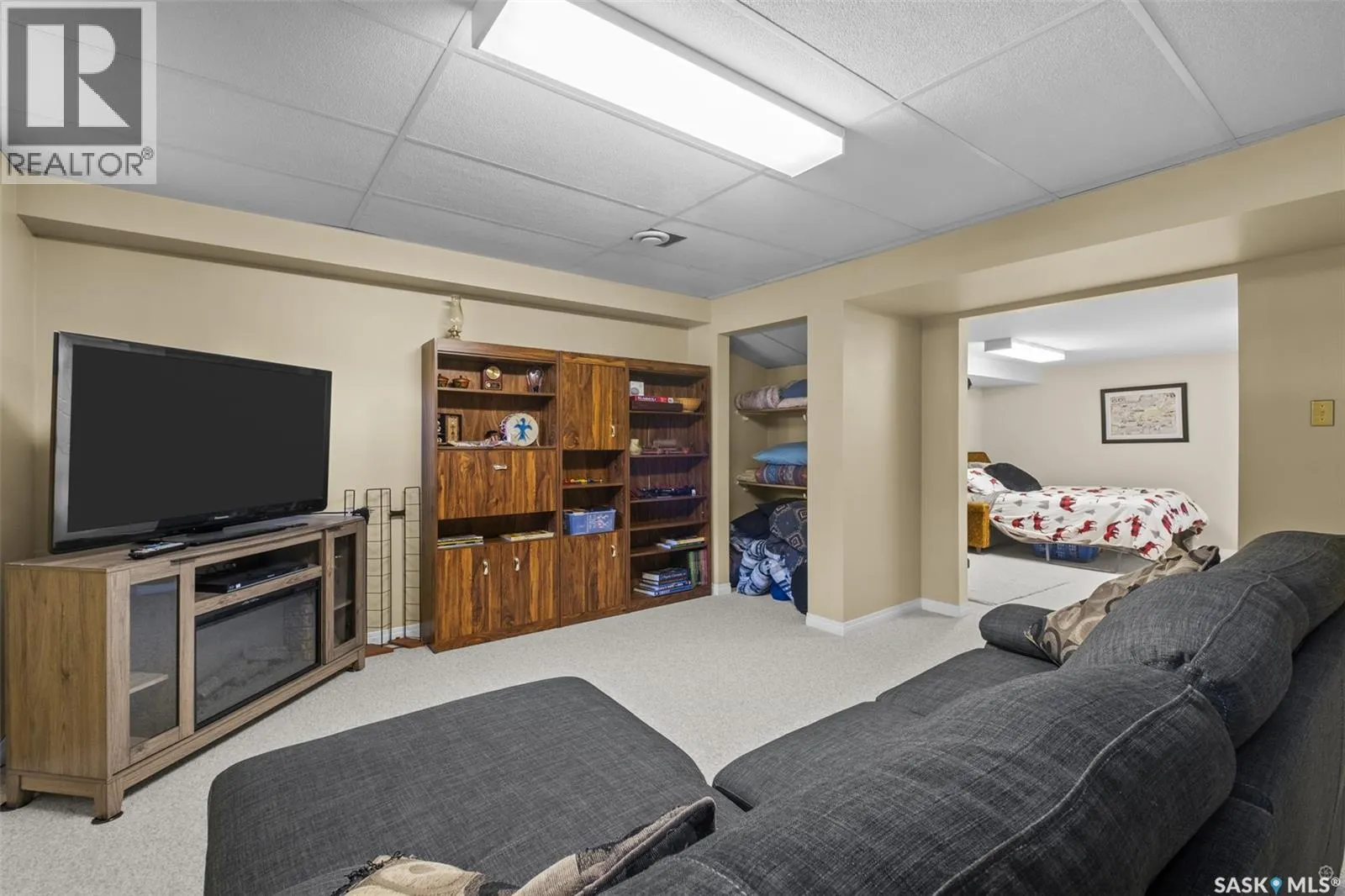 461 Birch PLACE