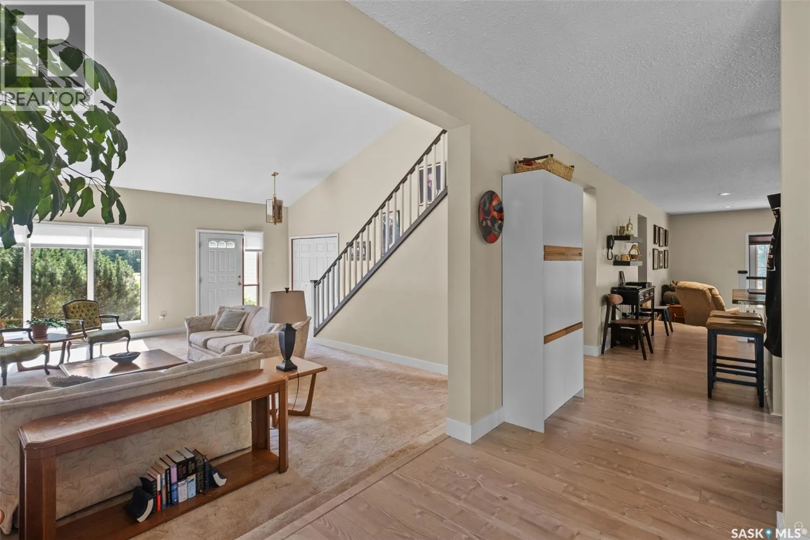 461 Birch PLACE