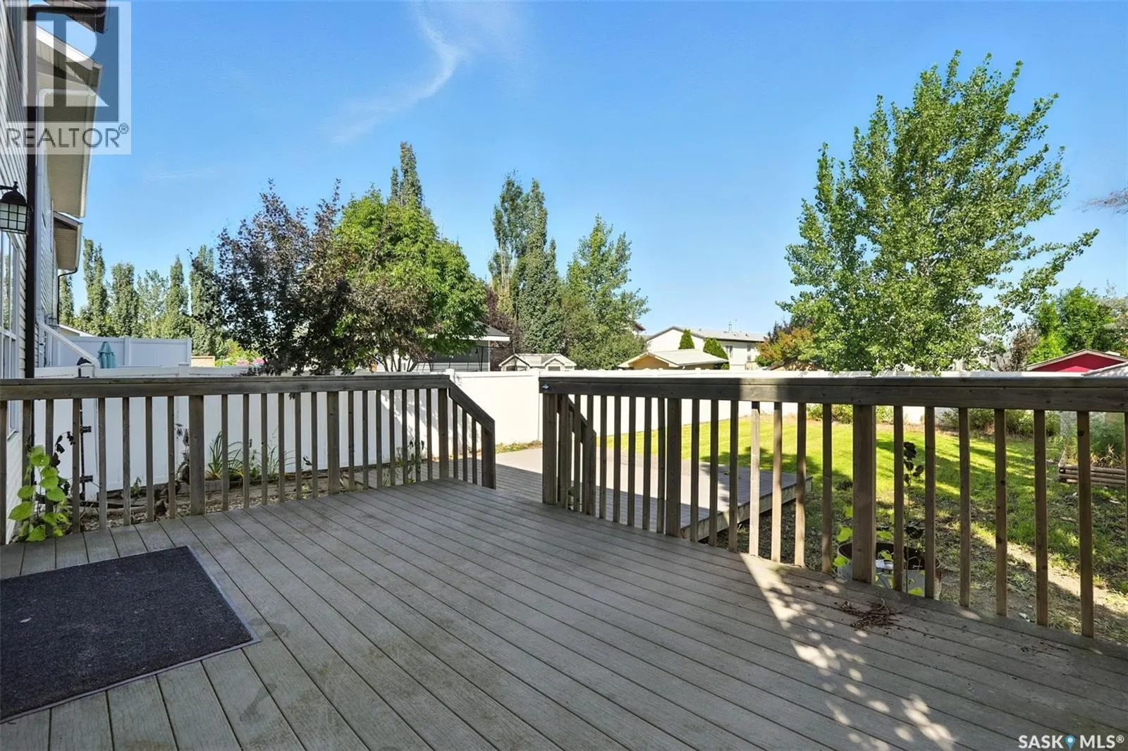 707 Reddekopp DRIVE