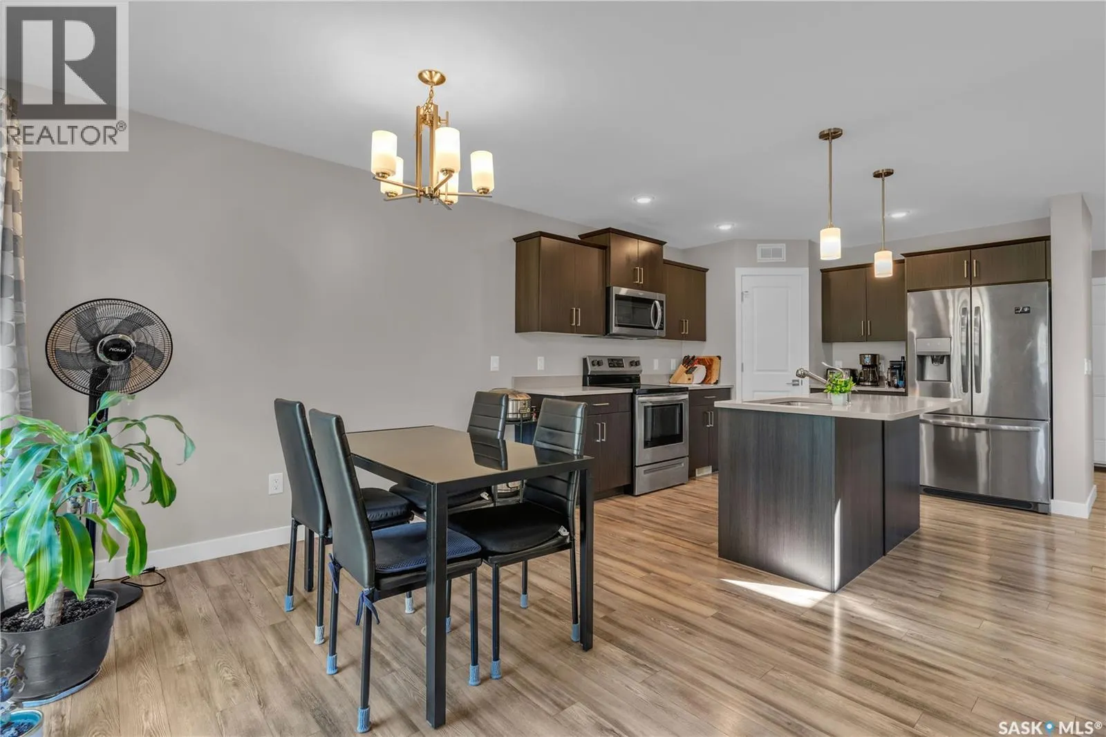 131 315 Dickson CRESCENT
