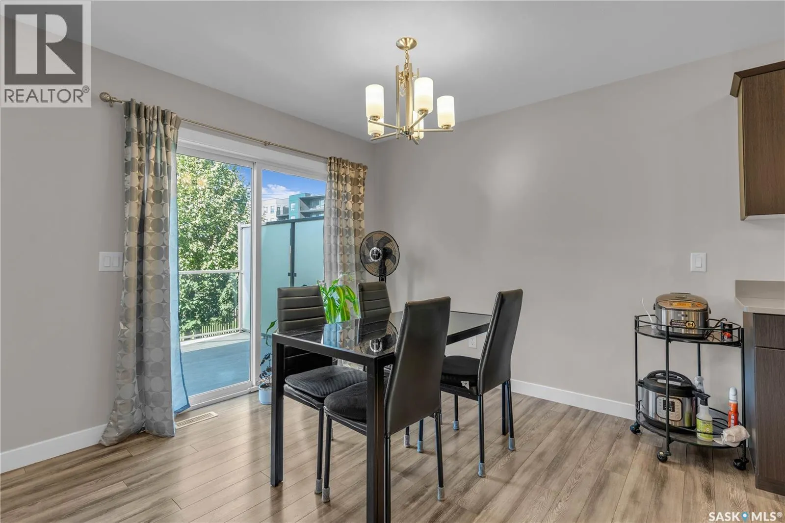 131 315 Dickson CRESCENT