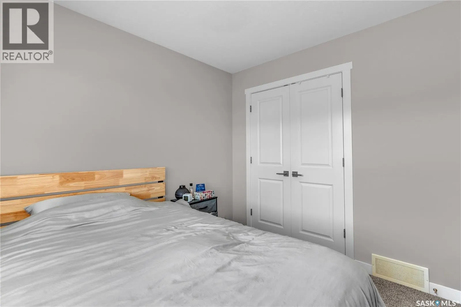 131 315 Dickson CRESCENT