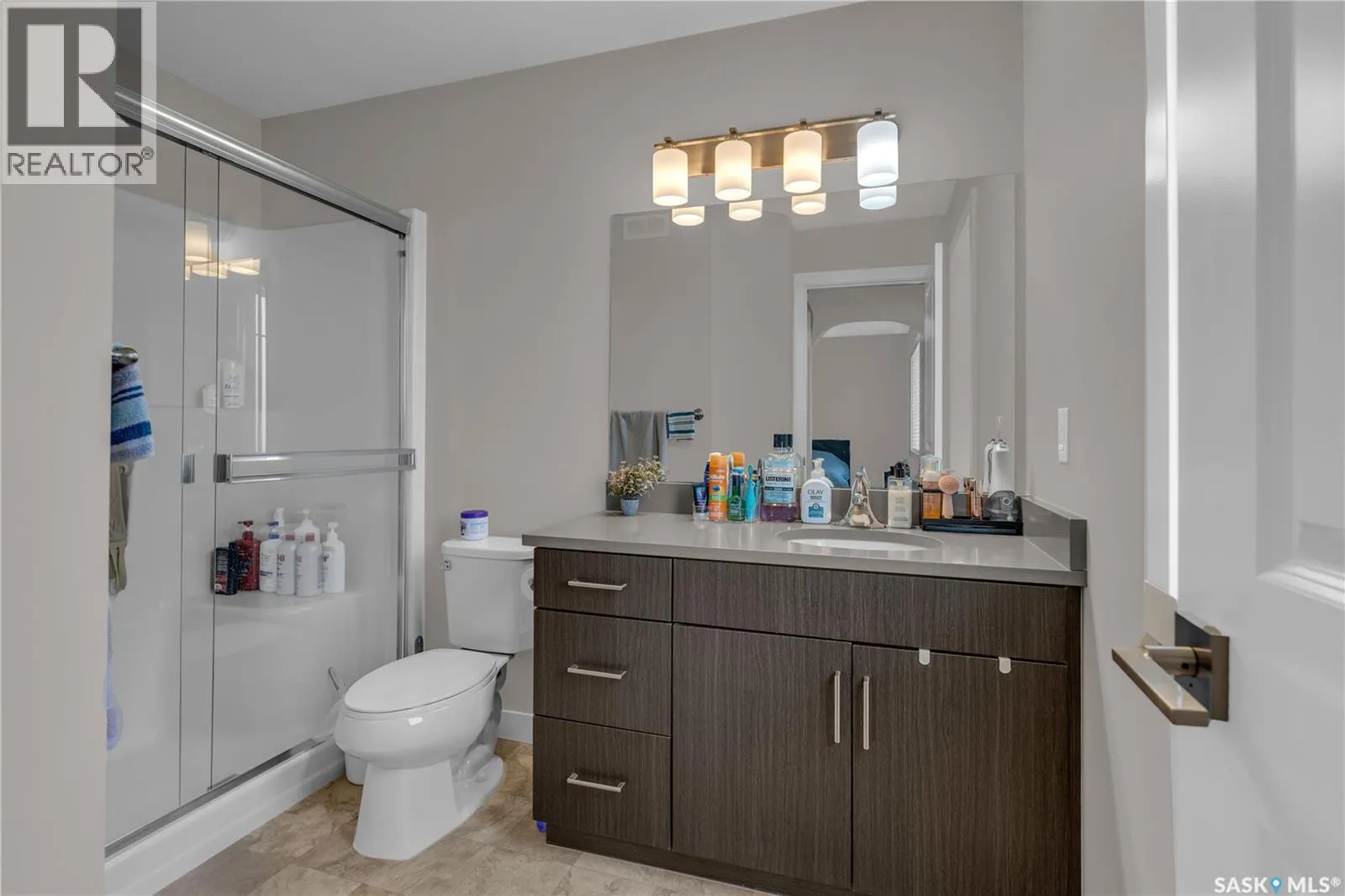 131 315 Dickson CRESCENT