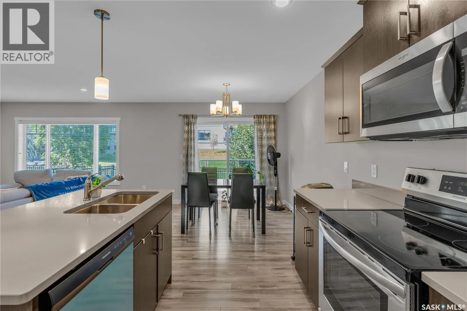 131 315 Dickson CRESCENT