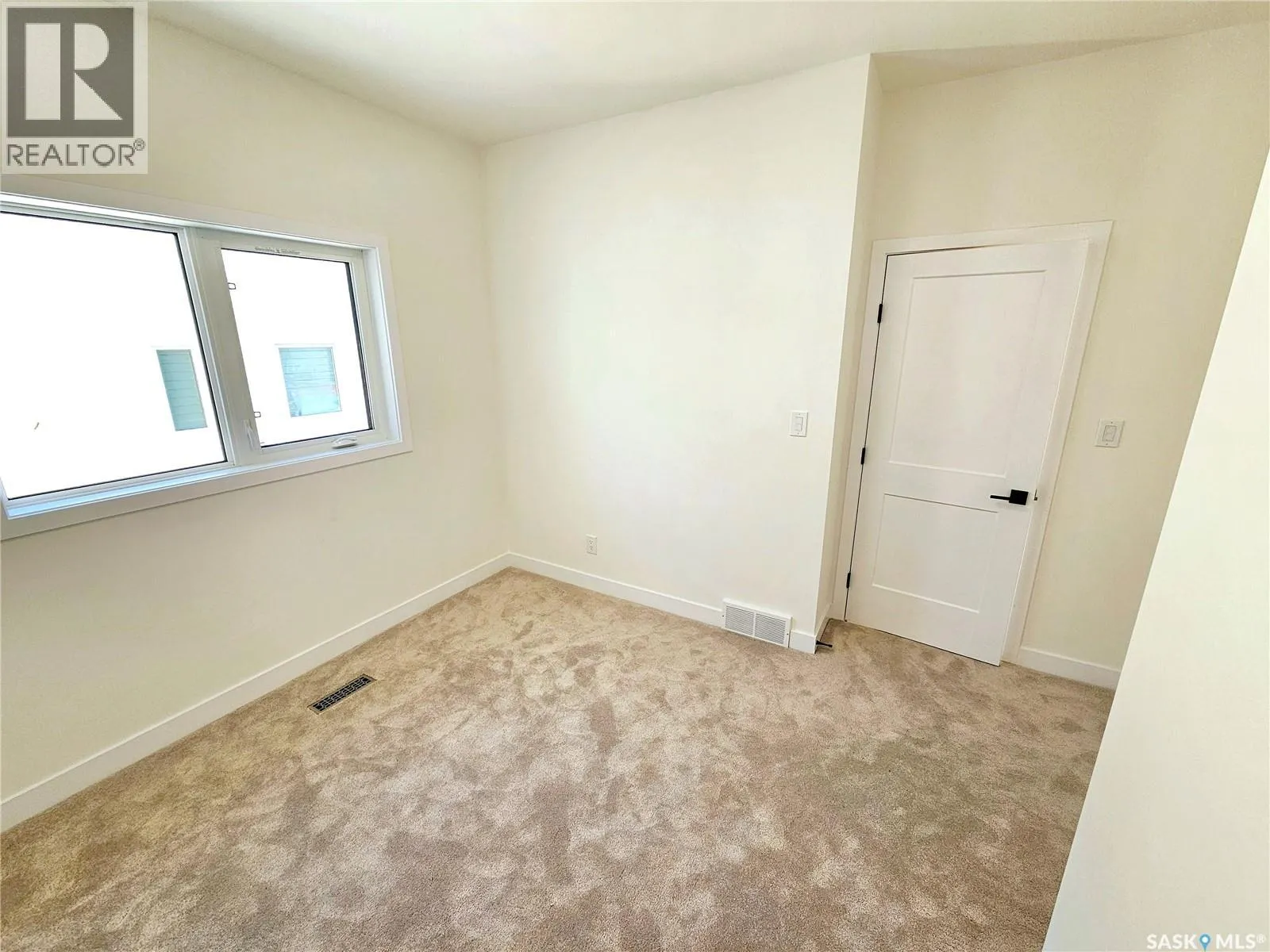 310 Flynn MANOR