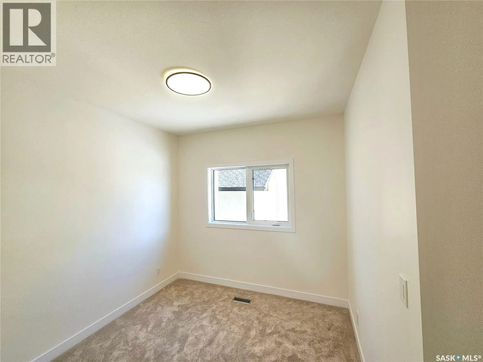 310 Flynn MANOR