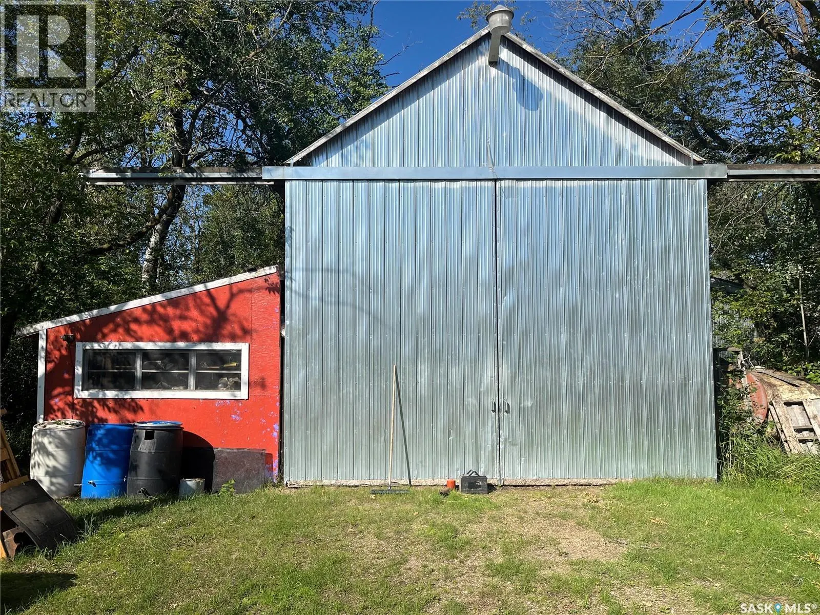 Nora Acreage