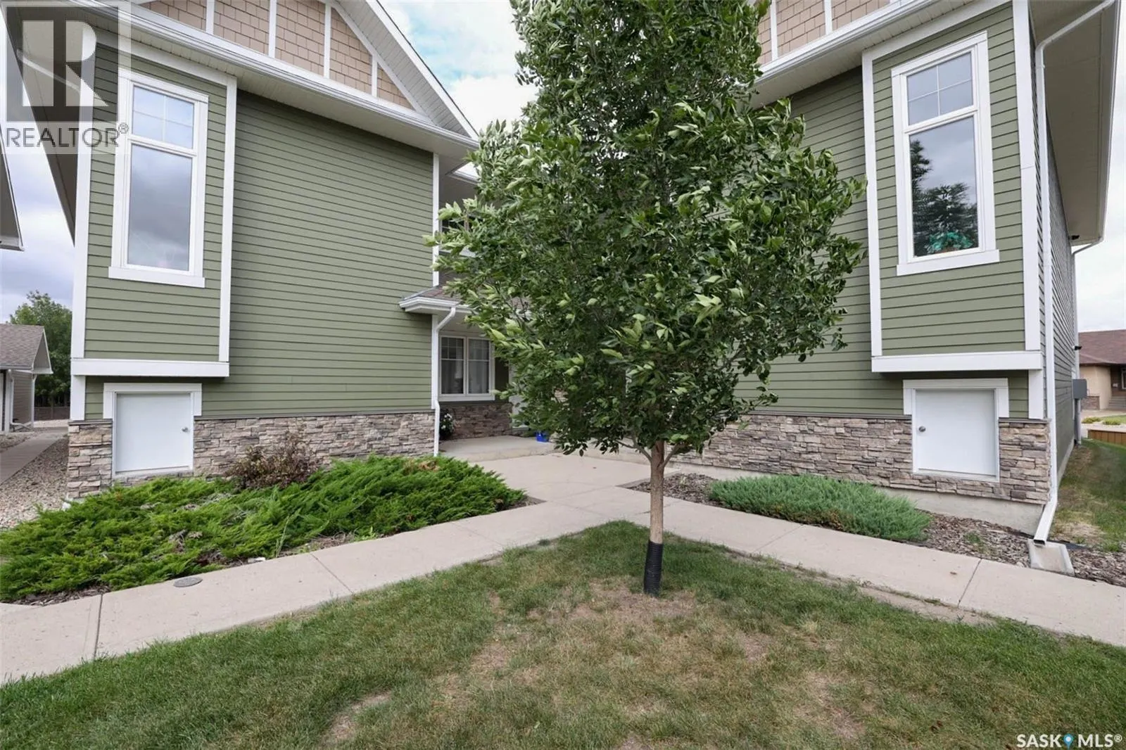 4165 Green Apple DRIVE E