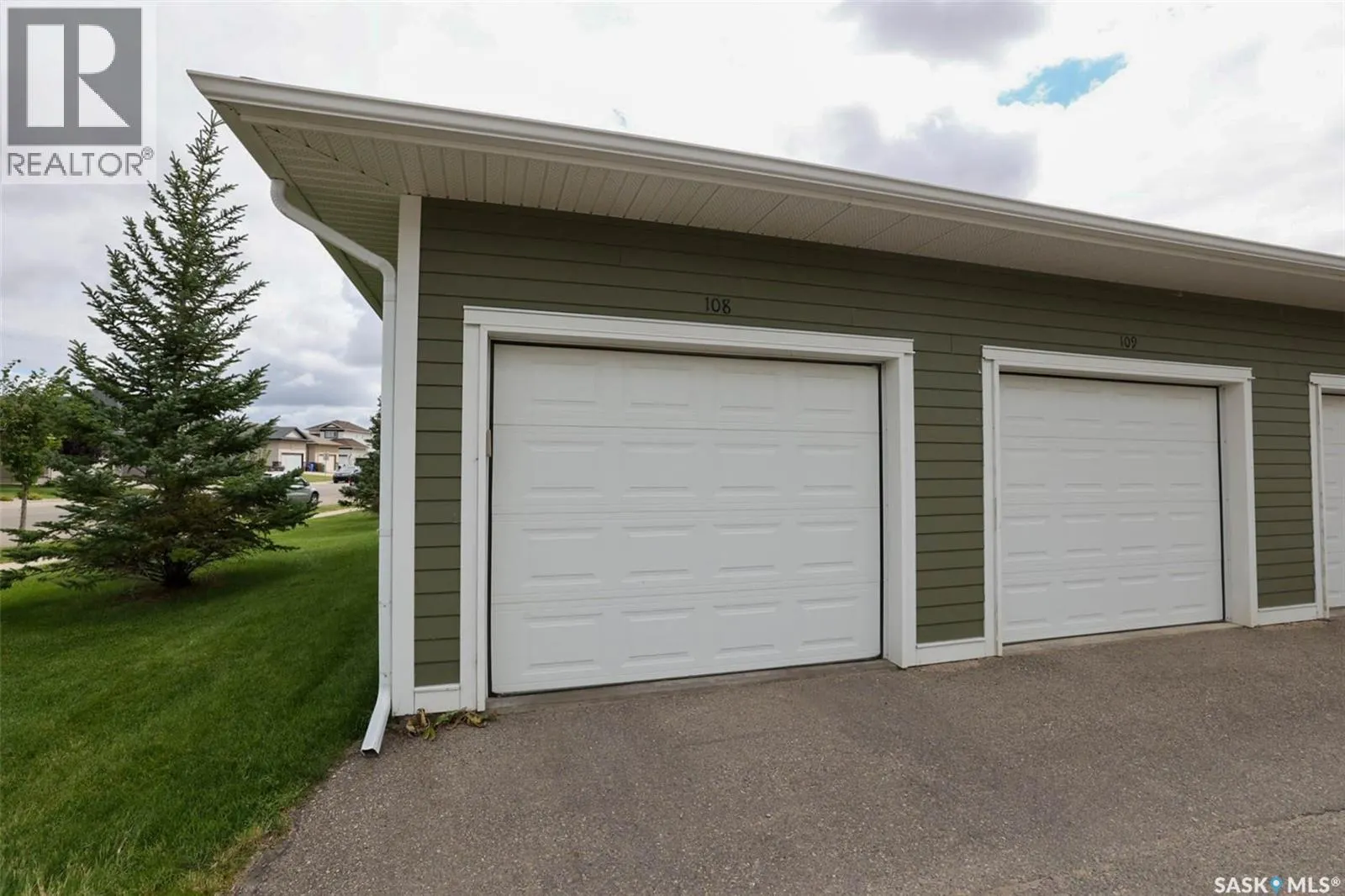 4165 Green Apple DRIVE E