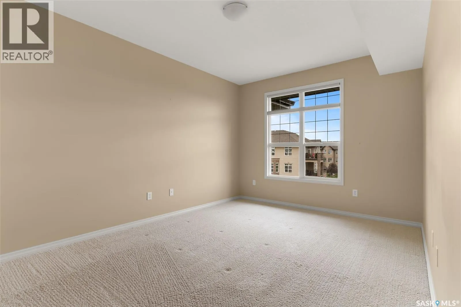311 2160 HESELTINE ROAD