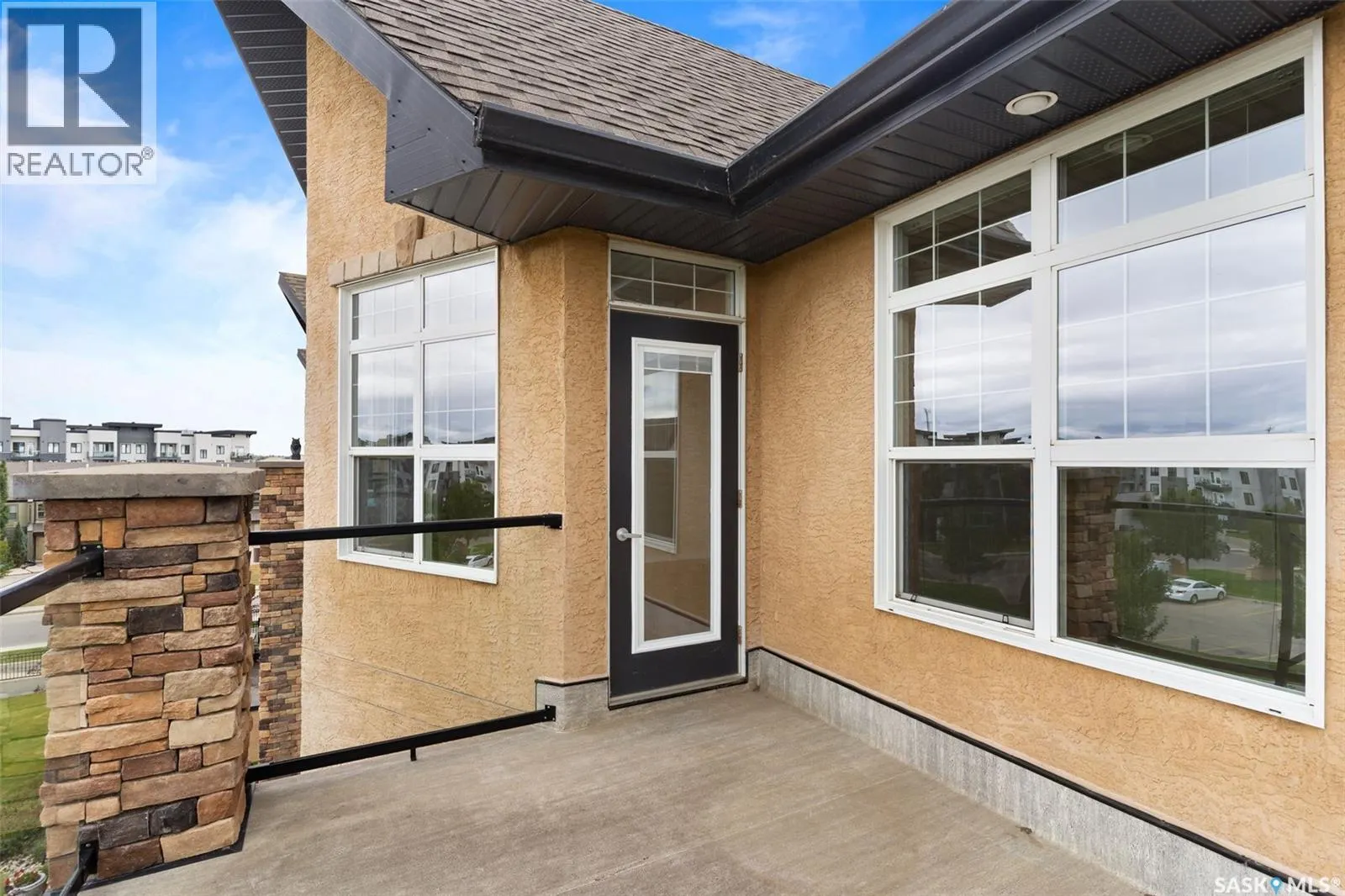 311 2160 HESELTINE ROAD