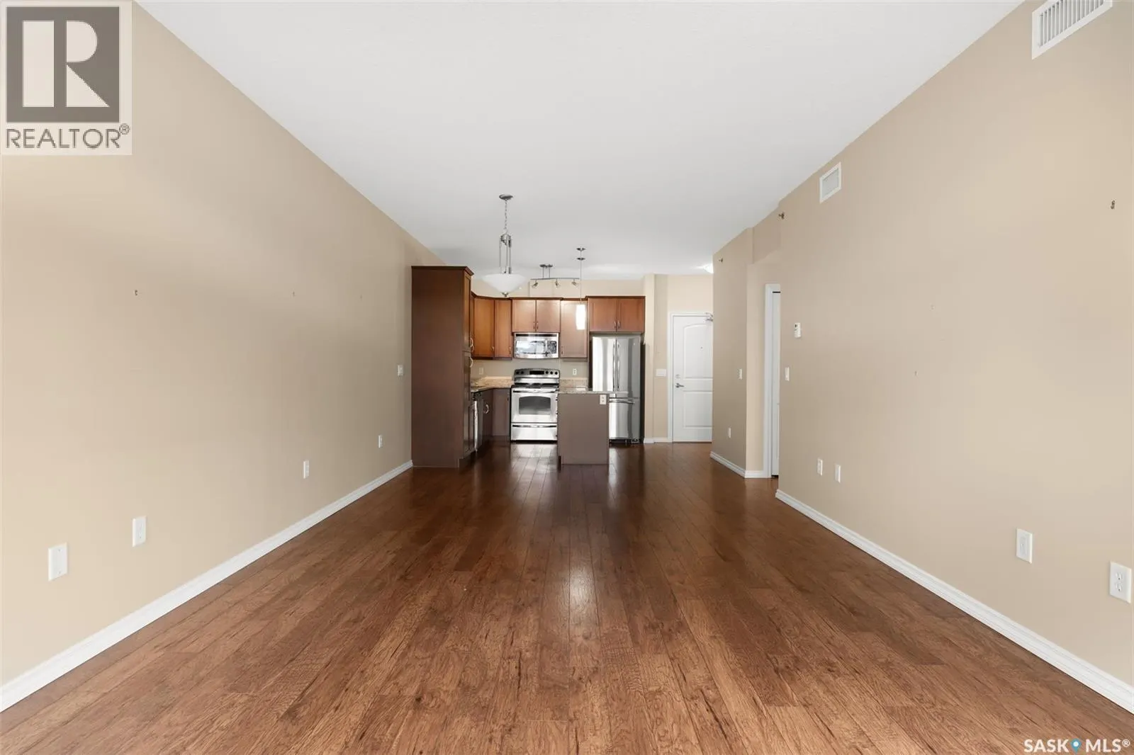 311 2160 HESELTINE ROAD