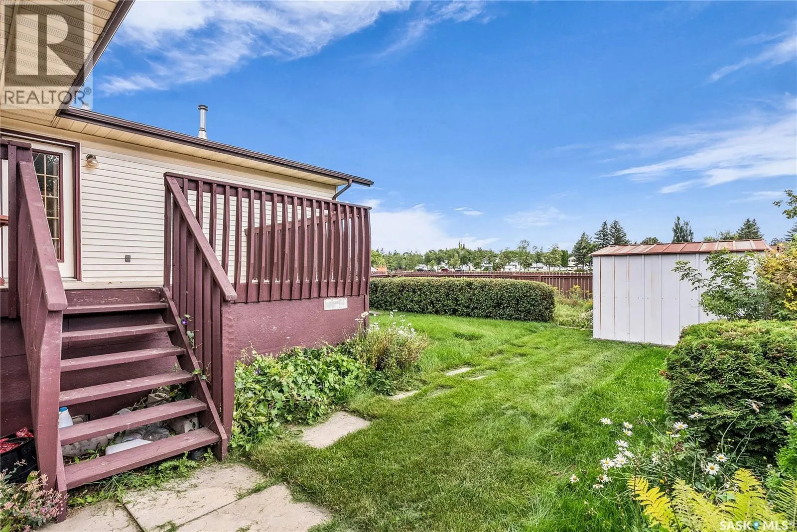 502 Hall CRESCENT