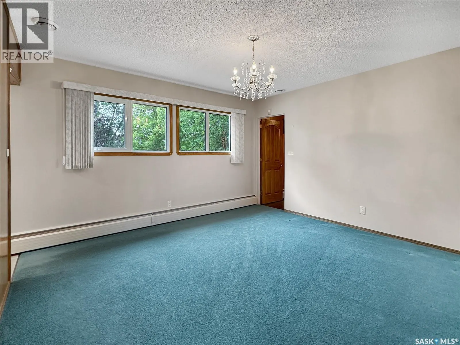 106 Elgin STREET