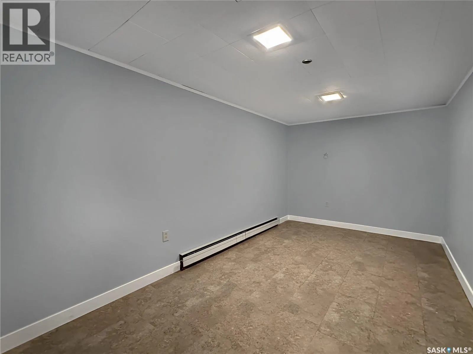 106 Elgin STREET