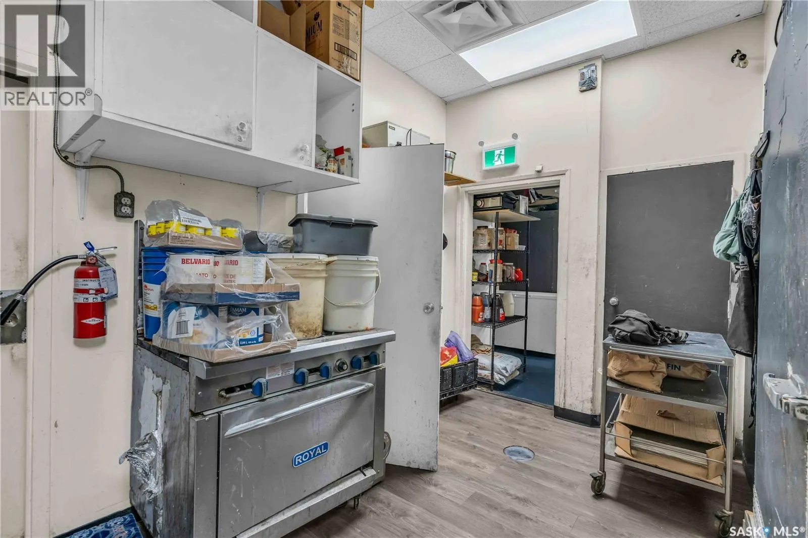 2 2102 22nd STREET W