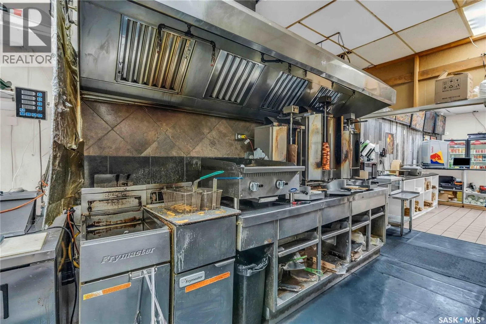 2 2102 22nd STREET W