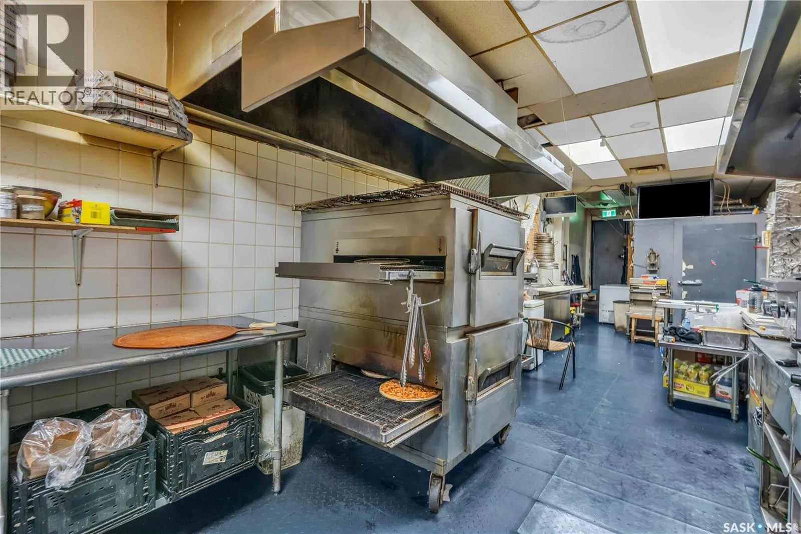 2 2102 22nd STREET W